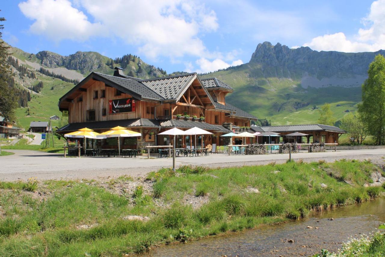 Chalet Hotel Vaccapark Ле Праз де Лис Экстерьер фото