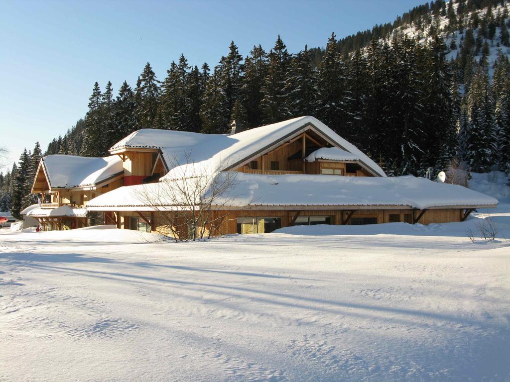 Chalet Hotel Vaccapark Ле Праз де Лис Экстерьер фото