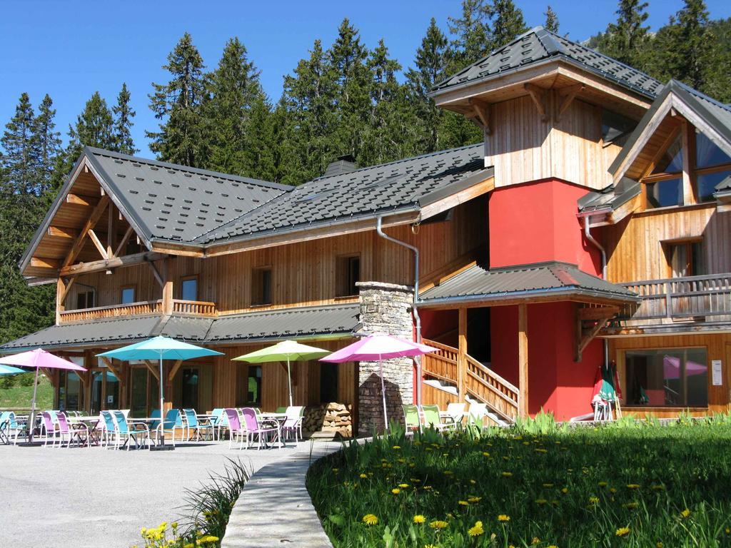 Chalet Hotel Vaccapark Ле Праз де Лис Экстерьер фото