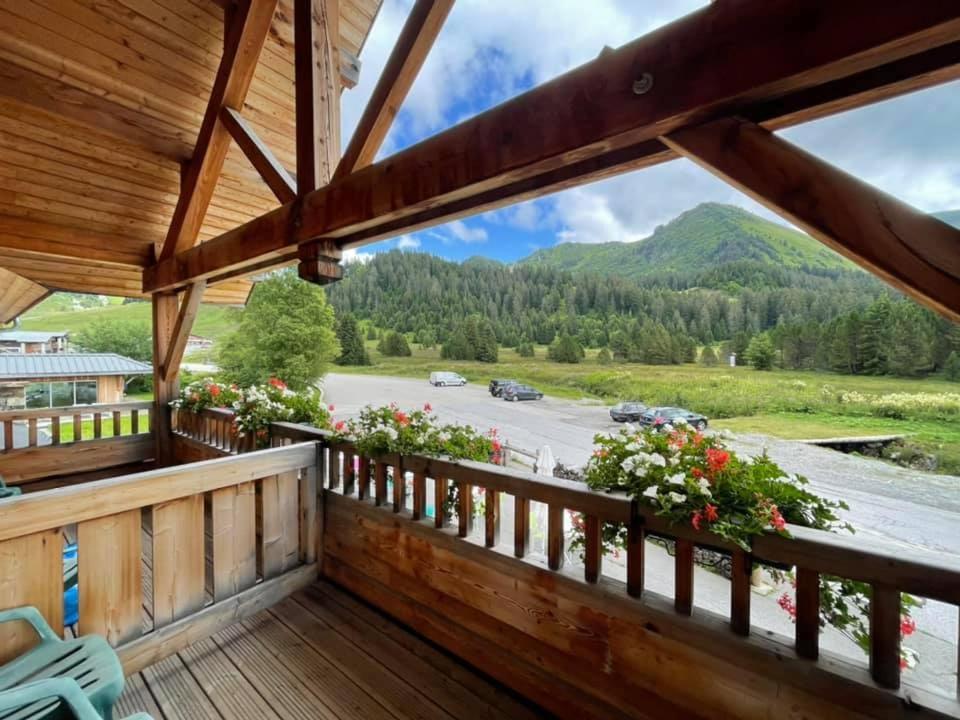 Chalet Hotel Vaccapark Ле Праз де Лис Экстерьер фото