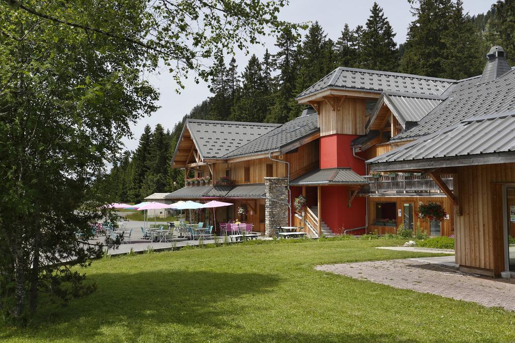 Chalet Hotel Vaccapark Ле Праз де Лис Экстерьер фото
